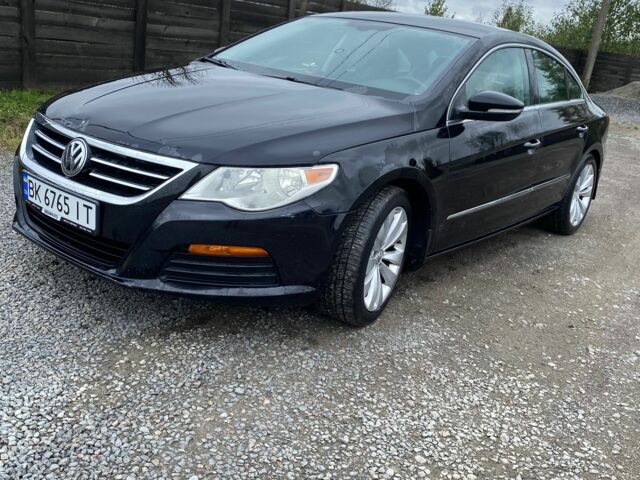 Черный Фольксваген Пассат СС, объемом двигателя 2 л и пробегом 240 тыс. км за 8500 $, фото 1 на Automoto.ua