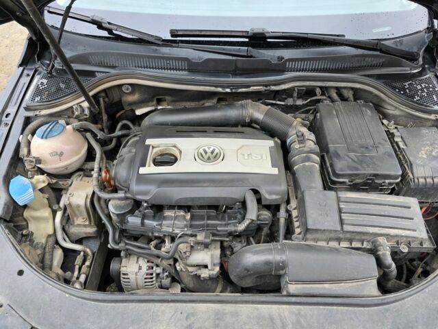 Черный Фольксваген Пассат СС, объемом двигателя 2 л и пробегом 250 тыс. км за 8300 $, фото 7 на Automoto.ua