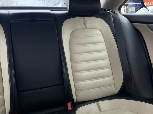 Черный Фольксваген Пассат СС, объемом двигателя 2 л и пробегом 248 тыс. км за 7999 $, фото 2 на Automoto.ua