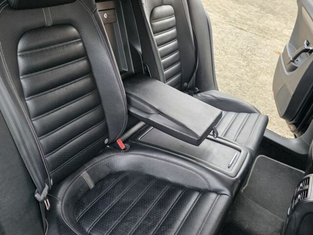 Черный Фольксваген Пассат СС, объемом двигателя 2 л и пробегом 250 тыс. км за 8300 $, фото 5 на Automoto.ua