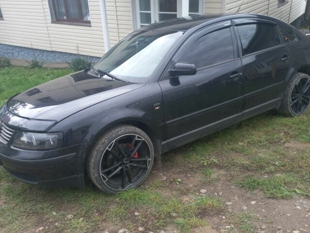 Черный Фольксваген Пассат СС, объемом двигателя 0 л и пробегом 421 тыс. км за 3700 $, фото 1 на Automoto.ua