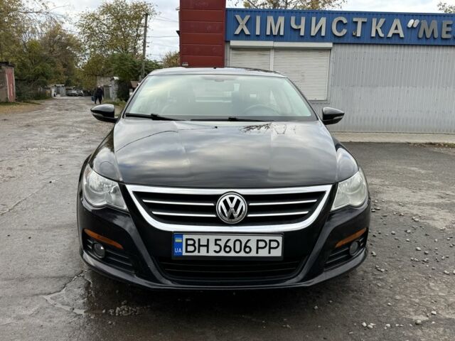 Черный Фольксваген Пассат СС, объемом двигателя 2 л и пробегом 207 тыс. км за 7450 $, фото 1 на Automoto.ua