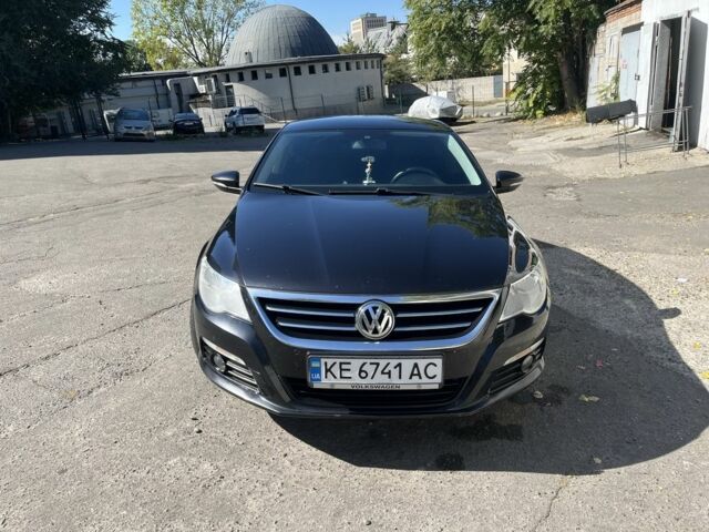 Черный Фольксваген Пассат СС, объемом двигателя 2 л и пробегом 248 тыс. км за 8000 $, фото 3 на Automoto.ua