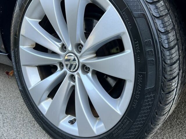 Черный Фольксваген Пассат СС, объемом двигателя 2 л и пробегом 230 тыс. км за 7800 $, фото 6 на Automoto.ua