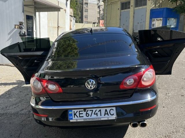 Черный Фольксваген Пассат СС, объемом двигателя 2 л и пробегом 248 тыс. км за 8000 $, фото 6 на Automoto.ua