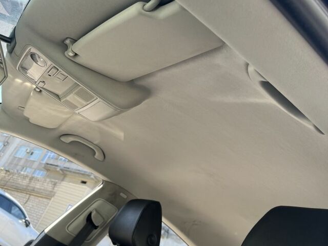 Черный Фольксваген Пассат СС, объемом двигателя 2 л и пробегом 248 тыс. км за 8000 $, фото 9 на Automoto.ua