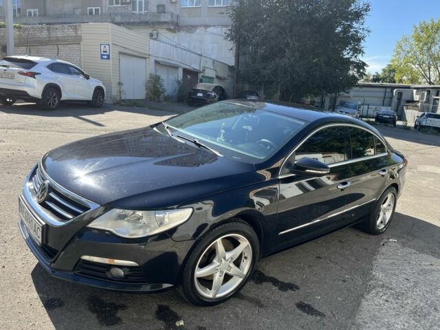 Черный Фольксваген Пассат СС, объемом двигателя 2 л и пробегом 248 тыс. км за 8000 $, фото 2 на Automoto.ua