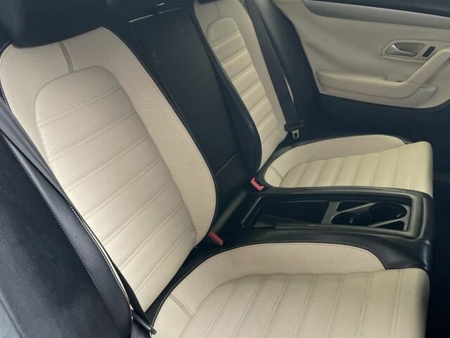 Чорний Фольксваген Пассат СС, об'ємом двигуна 2 л та пробігом 190 тис. км за 7200 $, фото 7 на Automoto.ua