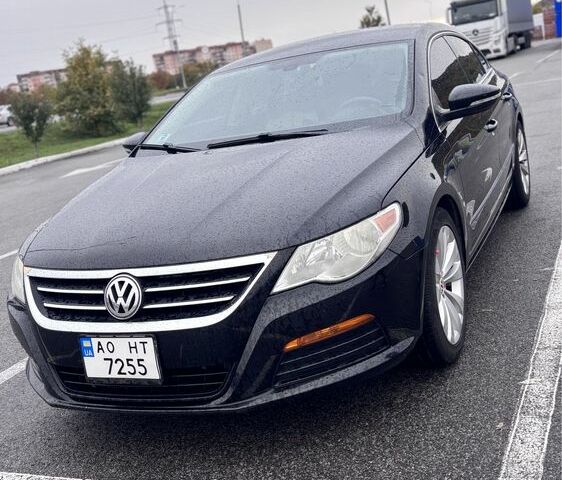 Чорний Фольксваген Пассат СС, об'ємом двигуна 2 л та пробігом 246 тис. км за 8500 $, фото 2 на Automoto.ua