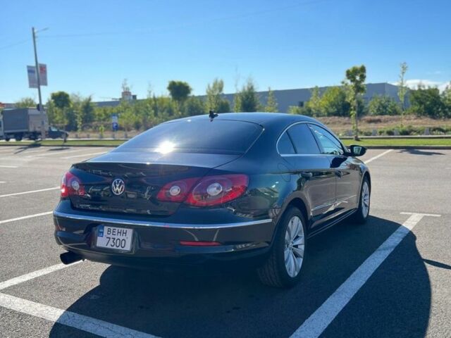 Черный Фольксваген Пассат СС, объемом двигателя 2 л и пробегом 260 тыс. км за 7600 $, фото 2 на Automoto.ua
