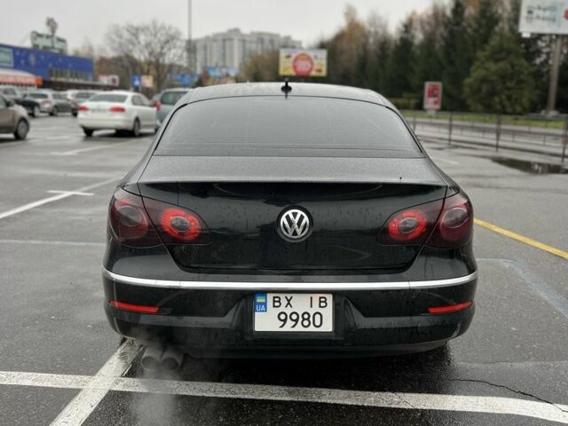 Черный Фольксваген Пассат СС, объемом двигателя 2 л и пробегом 187 тыс. км за 8300 $, фото 4 на Automoto.ua