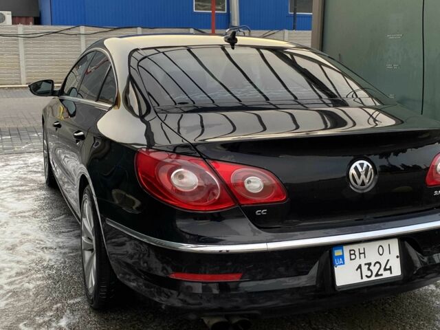 Черный Фольксваген Пассат СС, объемом двигателя 2 л и пробегом 252 тыс. км за 8000 $, фото 6 на Automoto.ua