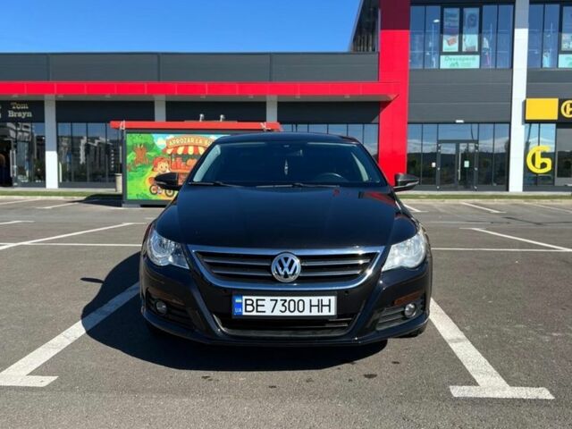 Черный Фольксваген Пассат СС, объемом двигателя 2 л и пробегом 260 тыс. км за 7600 $, фото 3 на Automoto.ua