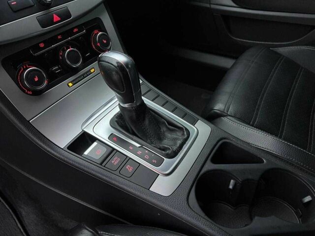 Чорний Фольксваген Пассат СС, об'ємом двигуна 2 л та пробігом 200 тис. км за 5700 $, фото 12 на Automoto.ua