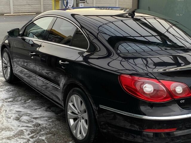 Черный Фольксваген Пассат СС, объемом двигателя 2 л и пробегом 252 тыс. км за 8000 $, фото 7 на Automoto.ua