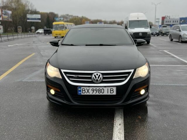 Черный Фольксваген Пассат СС, объемом двигателя 2 л и пробегом 187 тыс. км за 8300 $, фото 1 на Automoto.ua