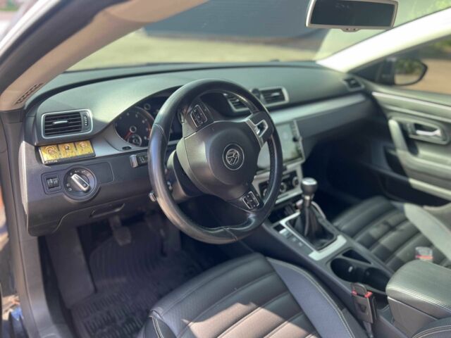 Чорний Фольксваген Пассат СС, об'ємом двигуна 2 л та пробігом 259 тис. км за 8300 $, фото 7 на Automoto.ua