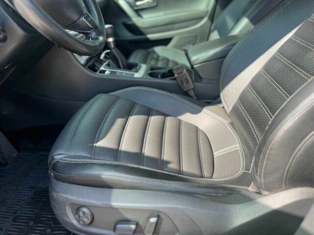 Чорний Фольксваген Пассат СС, об'ємом двигуна 2 л та пробігом 259 тис. км за 8300 $, фото 8 на Automoto.ua