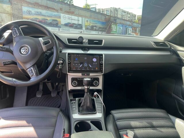 Чорний Фольксваген Пассат СС, об'ємом двигуна 2 л та пробігом 259 тис. км за 8300 $, фото 11 на Automoto.ua