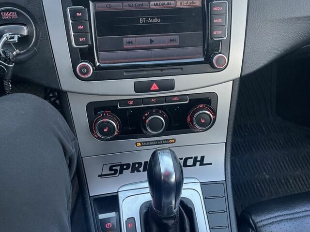 Черный Фольксваген Пассат СС, объемом двигателя 2 л и пробегом 280 тыс. км за 7900 $, фото 10 на Automoto.ua