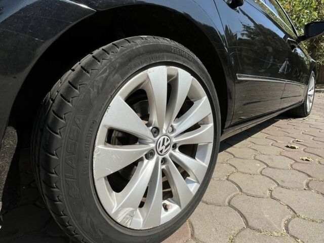 Чорний Фольксваген Пассат СС, об'ємом двигуна 2 л та пробігом 207 тис. км за 6400 $, фото 4 на Automoto.ua