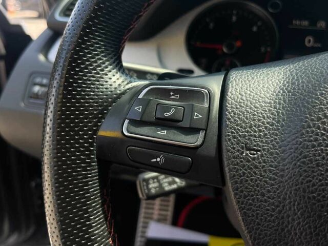 Черный Фольксваген Пассат СС, объемом двигателя 2 л и пробегом 230 тыс. км за 13000 $, фото 18 на Automoto.ua