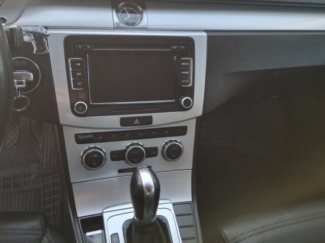 Черный Фольксваген Пассат СС, объемом двигателя 2 л и пробегом 179 тыс. км за 10800 $, фото 5 на Automoto.ua