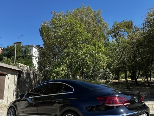 Черный Фольксваген Пассат СС, объемом двигателя 2 л и пробегом 197 тыс. км за 9000 $, фото 2 на Automoto.ua