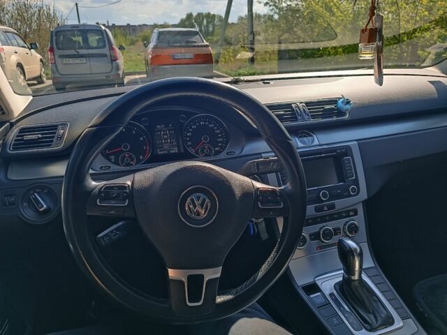 Черный Фольксваген Пассат СС, объемом двигателя 2 л и пробегом 190 тыс. км за 9950 $, фото 4 на Automoto.ua