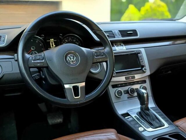 Черный Фольксваген Пассат СС, объемом двигателя 2 л и пробегом 147 тыс. км за 7500 $, фото 1 на Automoto.ua