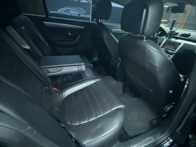 Черный Фольксваген Пассат СС, объемом двигателя 2 л и пробегом 271 тыс. км за 15000 $, фото 2 на Automoto.ua