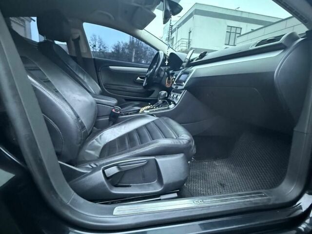 Черный Фольксваген Пассат СС, объемом двигателя 2 л и пробегом 271 тыс. км за 15000 $, фото 12 на Automoto.ua