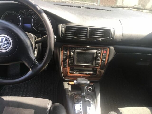 Черный Фольксваген Пассат СС, объемом двигателя 0 л и пробегом 230 тыс. км за 2500 $, фото 4 на Automoto.ua