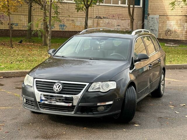 Черный Фольксваген Пассат СС, объемом двигателя 2 л и пробегом 387 тыс. км за 2500 $, фото 3 на Automoto.ua
