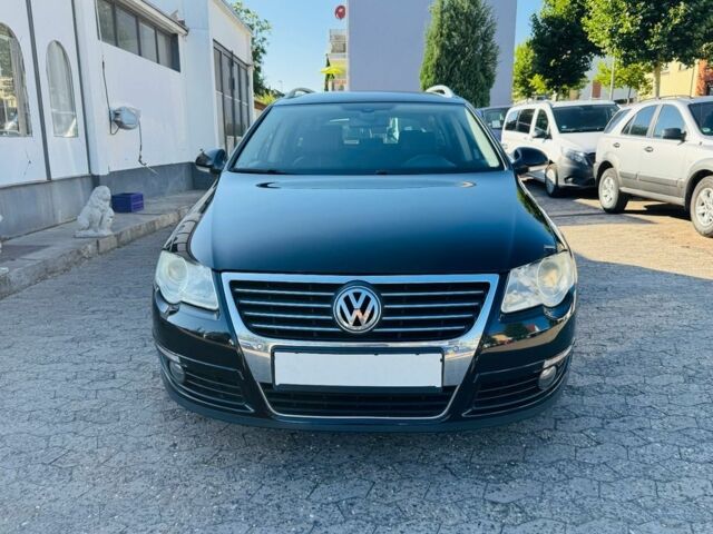 Чорний Фольксваген Пассат СС, об'ємом двигуна 2 л та пробігом 236 тис. км за 2691 $, фото 1 на Automoto.ua