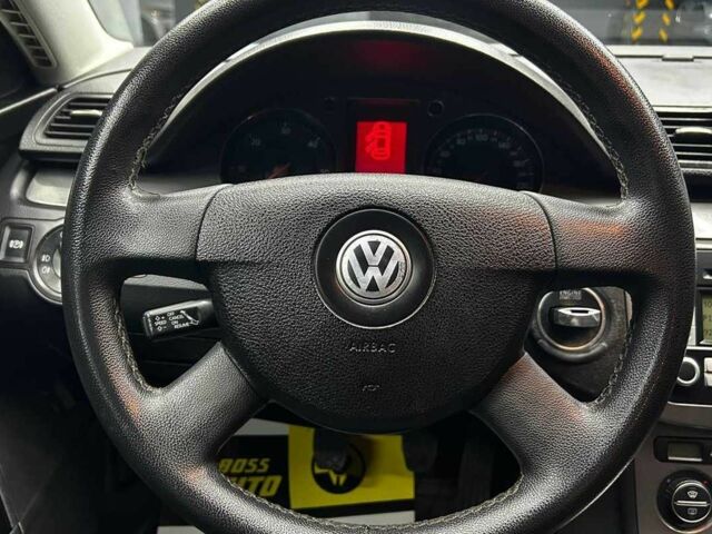 Чорний Фольксваген Пассат СС, об'ємом двигуна 2 л та пробігом 255 тис. км за 5700 $, фото 11 на Automoto.ua