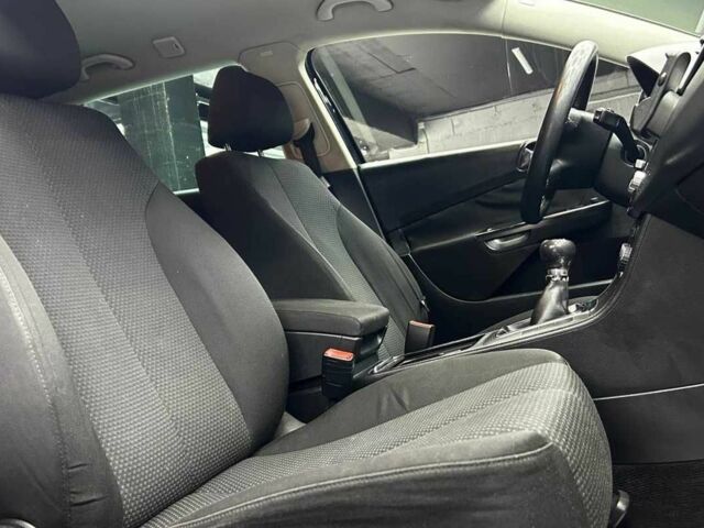 Чорний Фольксваген Пассат СС, об'ємом двигуна 2 л та пробігом 255 тис. км за 5700 $, фото 21 на Automoto.ua