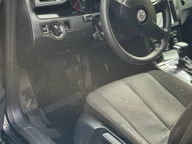 Черный Фольксваген Пассат СС, объемом двигателя 2 л и пробегом 387 тыс. км за 2500 $, фото 8 на Automoto.ua