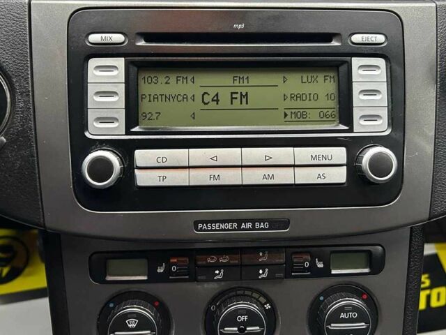 Чорний Фольксваген Пассат СС, об'ємом двигуна 2 л та пробігом 255 тис. км за 5700 $, фото 12 на Automoto.ua