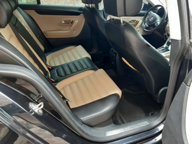 Чорний Фольксваген Пассат СС, об'ємом двигуна 2 л та пробігом 270 тис. км за 8800 $, фото 7 на Automoto.ua