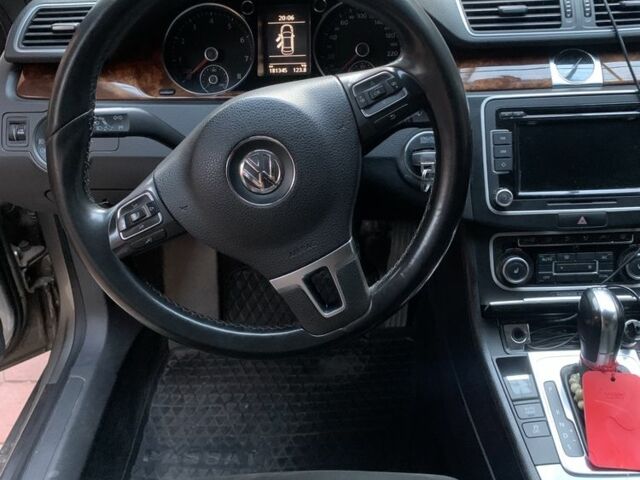 Коричневий Фольксваген Пассат СС, об'ємом двигуна 1.8 л та пробігом 185 тис. км за 10000 $, фото 3 на Automoto.ua