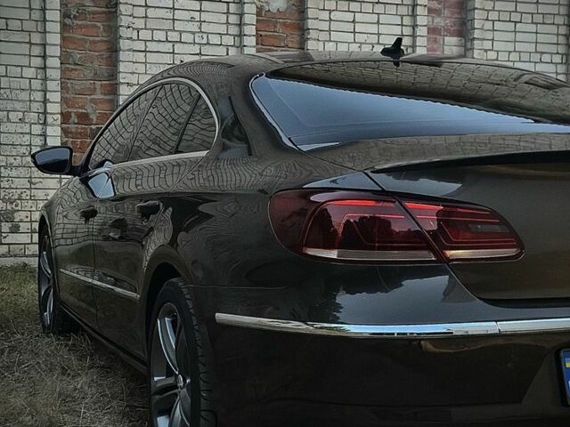 Коричневий Фольксваген Пассат СС, об'ємом двигуна 2 л та пробігом 330 тис. км за 10500 $, фото 6 на Automoto.ua