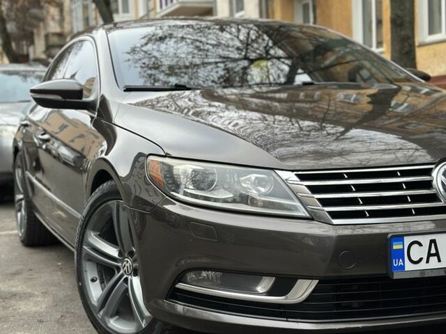 Коричневий Фольксваген Пассат СС, об'ємом двигуна 2 л та пробігом 330 тис. км за 10500 $, фото 3 на Automoto.ua