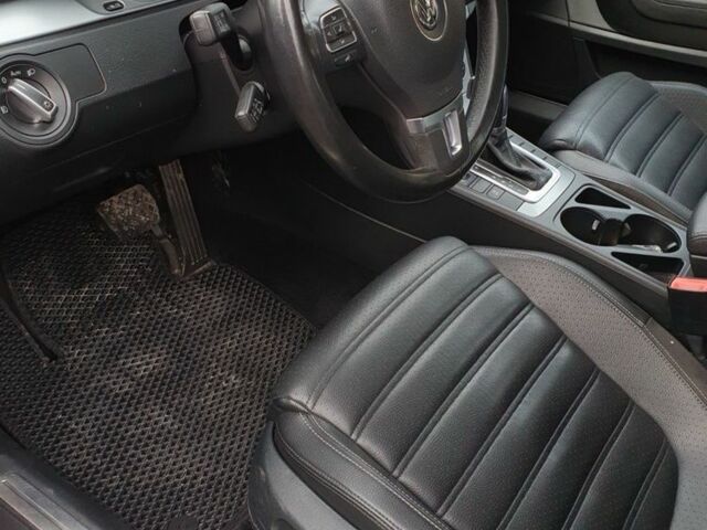 Коричневий Фольксваген Пассат СС, об'ємом двигуна 2 л та пробігом 208 тис. км за 8500 $, фото 7 на Automoto.ua