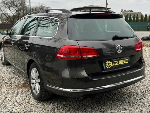 Коричневый Фольксваген Пассат СС, объемом двигателя 2 л и пробегом 337 тыс. км за 9000 $, фото 4 на Automoto.ua