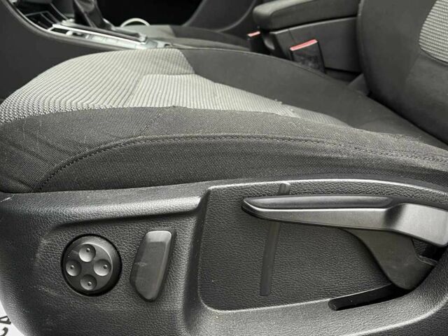 Коричневый Фольксваген Пассат СС, объемом двигателя 2 л и пробегом 337 тыс. км за 9000 $, фото 22 на Automoto.ua