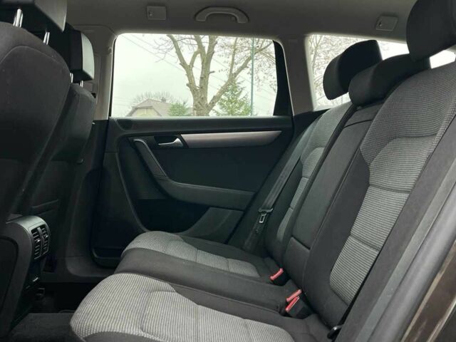 Коричневый Фольксваген Пассат СС, объемом двигателя 2 л и пробегом 337 тыс. км за 9000 $, фото 21 на Automoto.ua