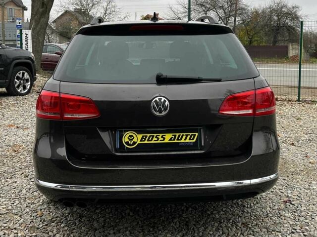 Коричневый Фольксваген Пассат СС, объемом двигателя 2 л и пробегом 337 тыс. км за 9000 $, фото 5 на Automoto.ua