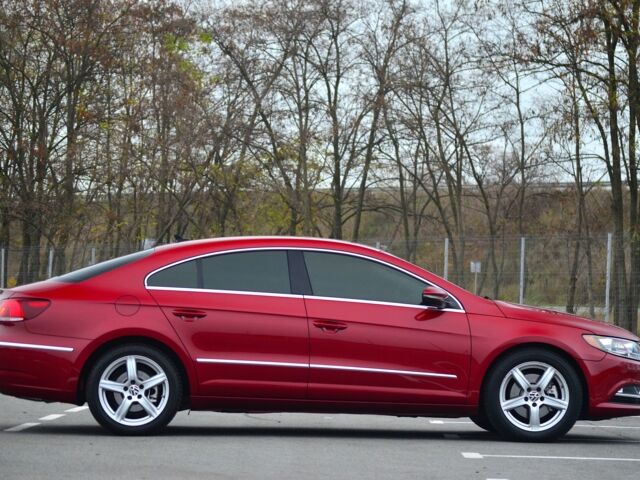 Красный Фольксваген Пассат СС, объемом двигателя 2 л и пробегом 182 тыс. км за 10700 $, фото 11 на Automoto.ua