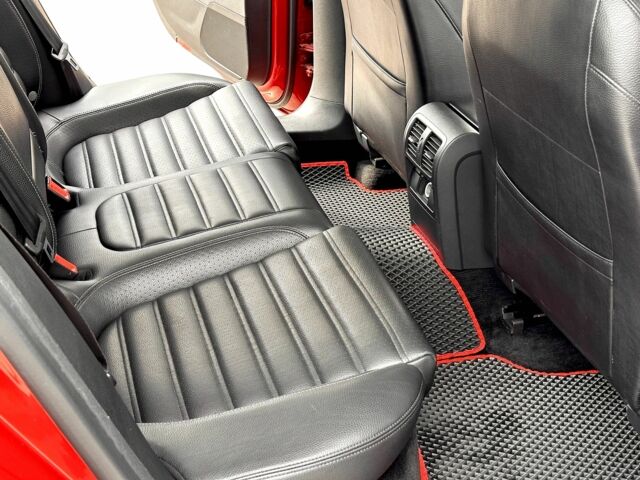 Красный Фольксваген Пассат СС, объемом двигателя 2 л и пробегом 182 тыс. км за 10700 $, фото 10 на Automoto.ua